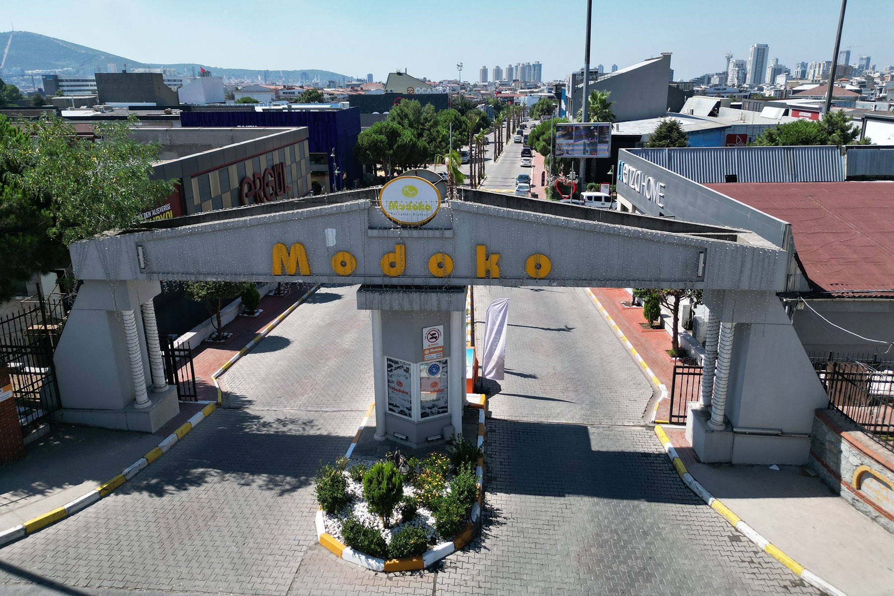 Modoko Mobilyacılar Sitesi mağaza çevresi